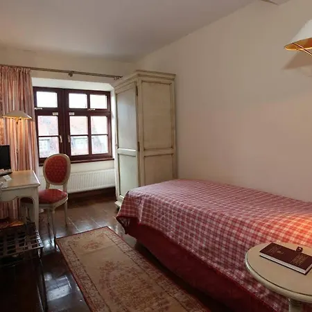 Zum Baer Hotel