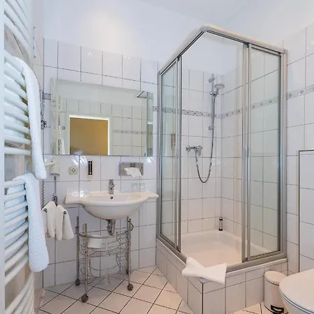 祖姆巴尔酒店 酒店