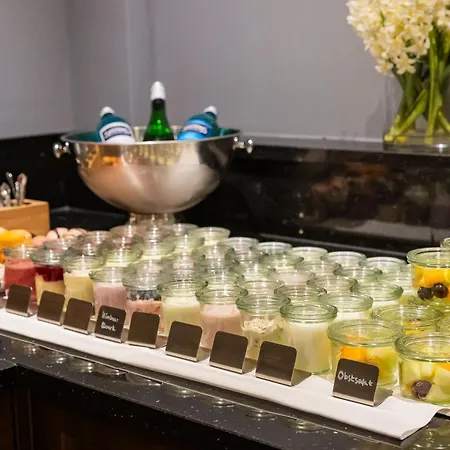 祖姆巴尔酒店 酒店 3*