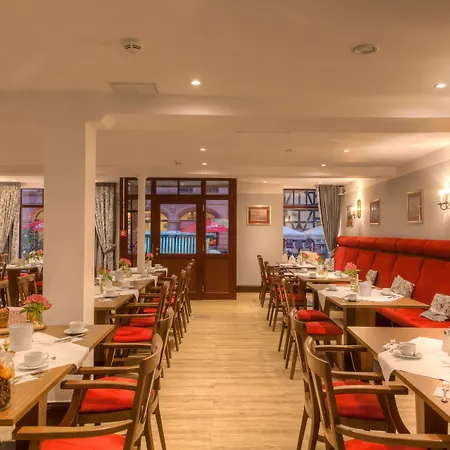 祖姆巴尔酒店 酒店 奎德林堡