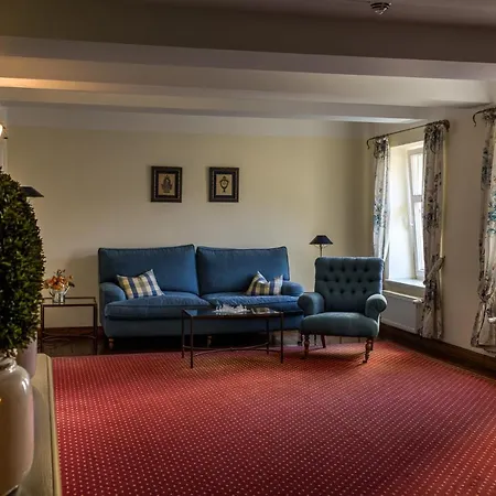 Zum Baer Hotel